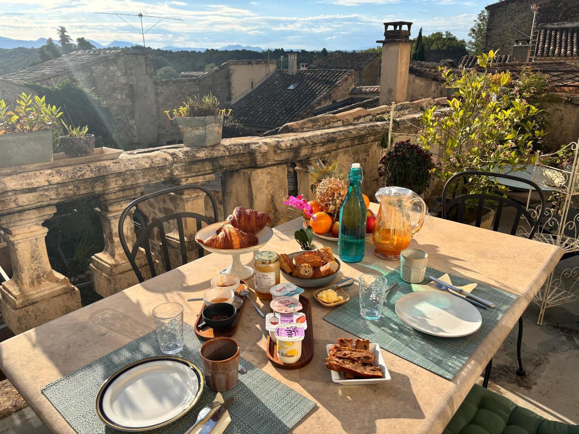 La Vie De Chateau Grignan Bagian luar foto